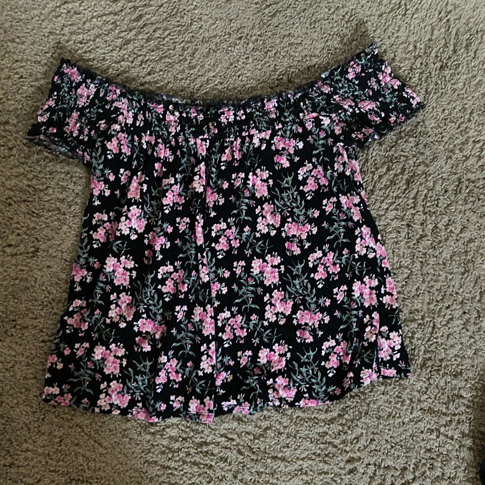 American Eagle floral shirt